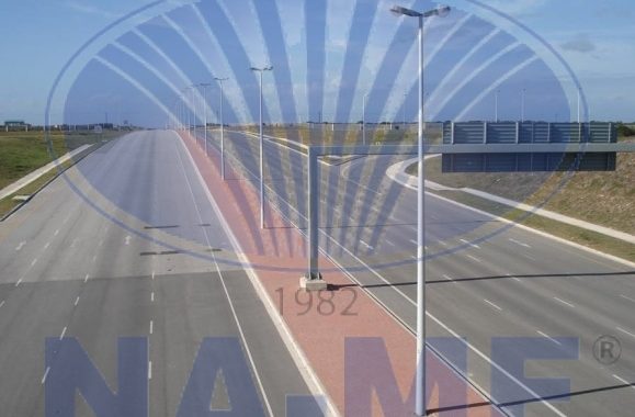 Yol aydınlatmasında kullanılan NA-ME kompozit CTP FRP direkleri